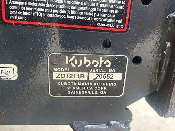 2018-kubota-zd1211r-image-31
