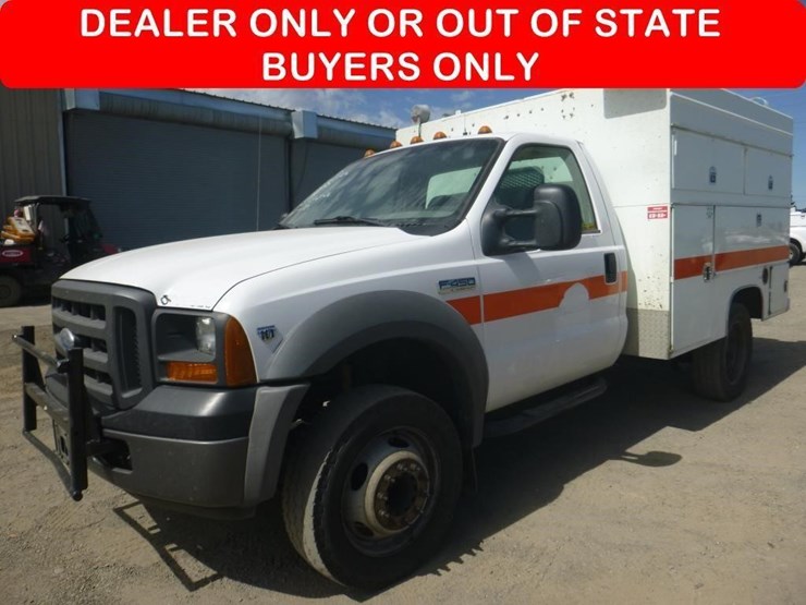 2005-ford-f450-image-1