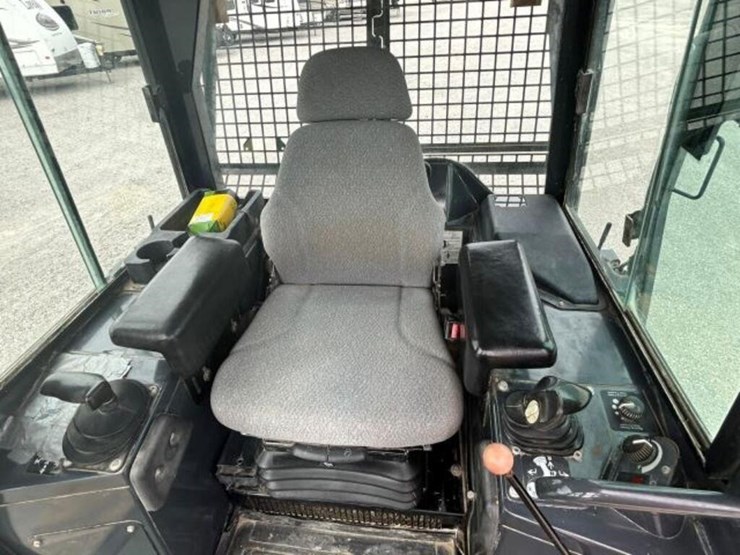 2007-deere-450j-lgp-image-14