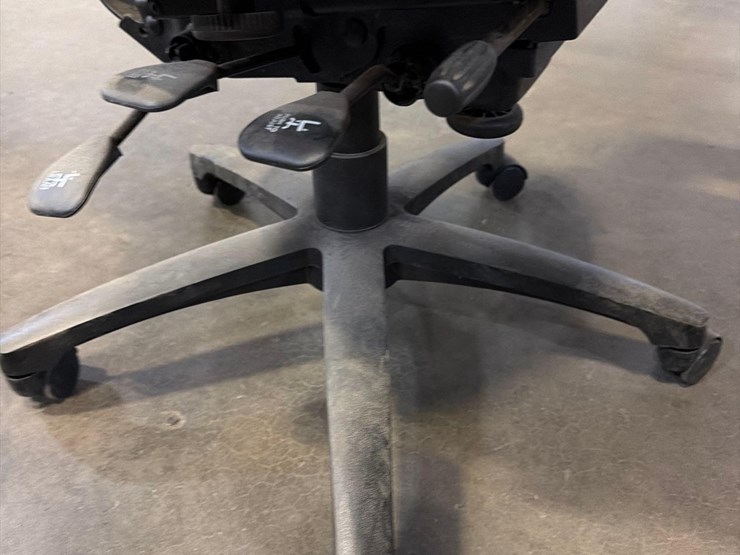 office-chair-image-3