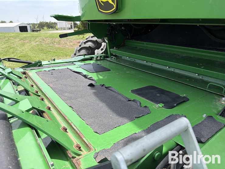 2011-john-deere-9670-sts-image-14