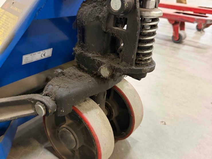 manual-pallet-jack-image-5