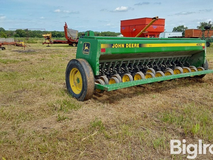 john-deere-450-image-7