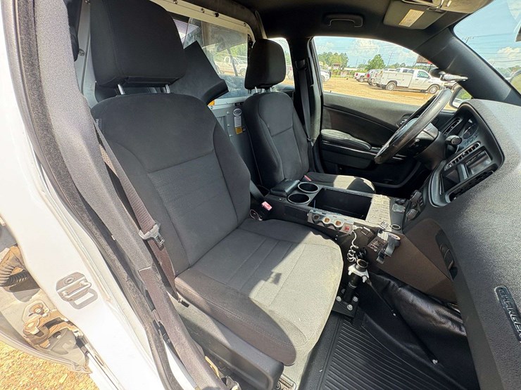 2012-dodge-charger-rwd-4-door-police-sedan-(158,175-miles)-image-22