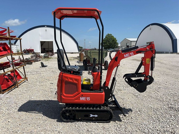 2026-me15-mini-excavator-image-5