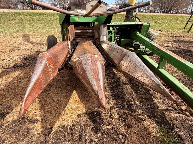 john-deere-3950-image-23