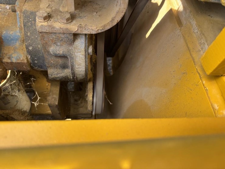 caterpillar-v80e-image-30
