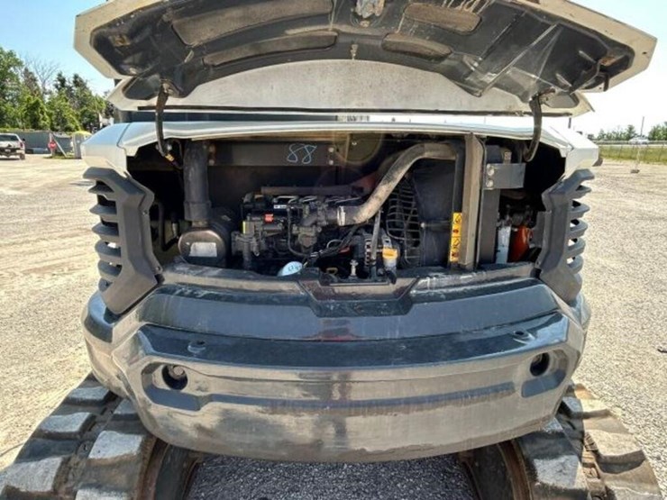 2022-bobcat-e88-image-22