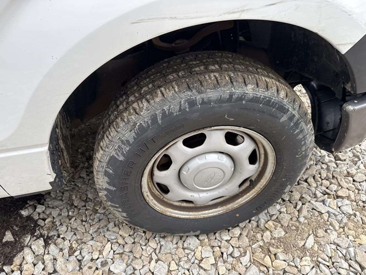 2009-ford-f150-xl-image-19
