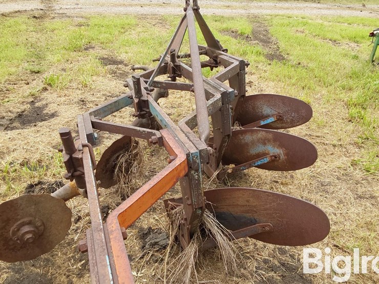 ford-4x14"-mounted-plow-image-10