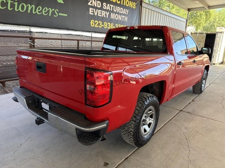 2015-chevrolet-silverado-1500-image-8