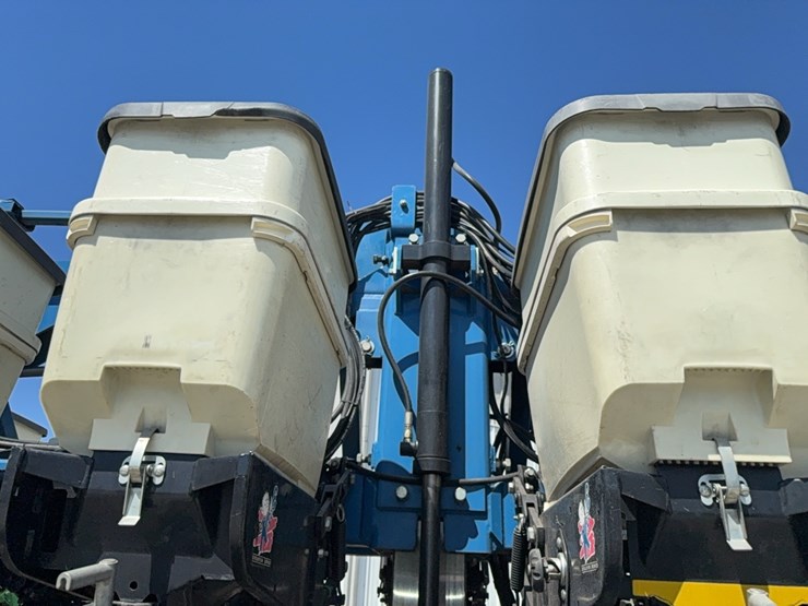 kinze-3600-image-14