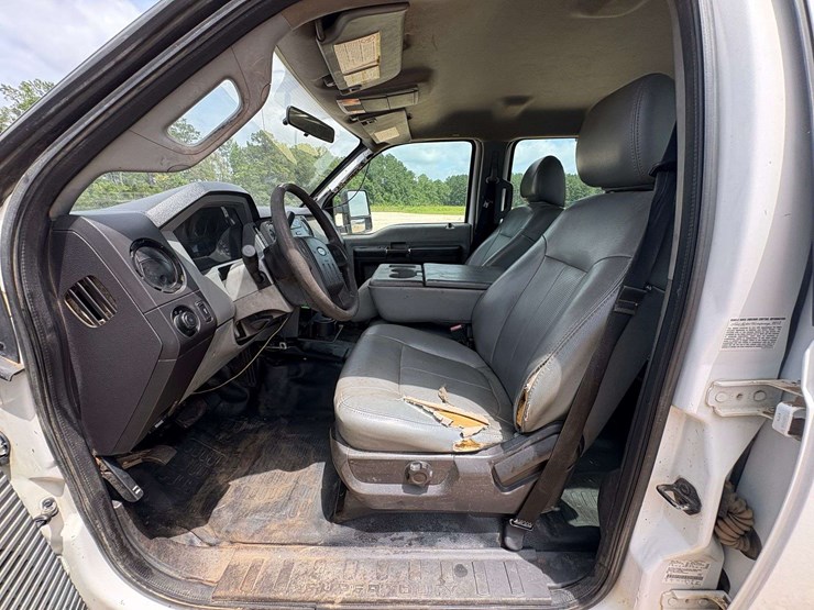 2012-ford-f350-image-12