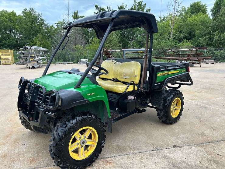 2011-john-deere-gator-image-1