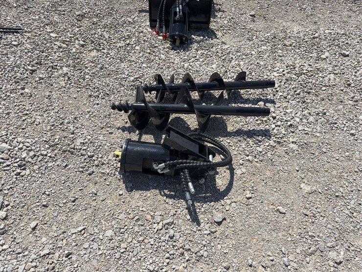 hydraulic-auger-attachment-with-two-augers-image-1
