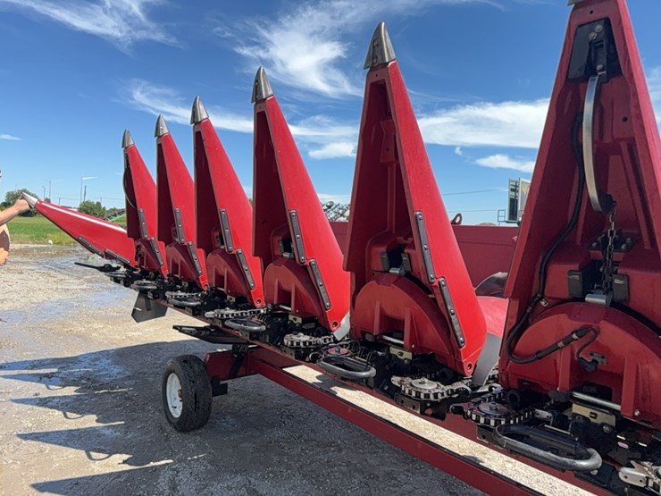 2020-case-ih-4412-image-25