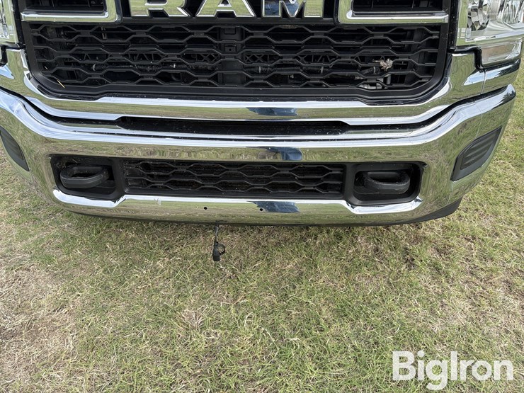 2019-ram-3500-hd-image-14