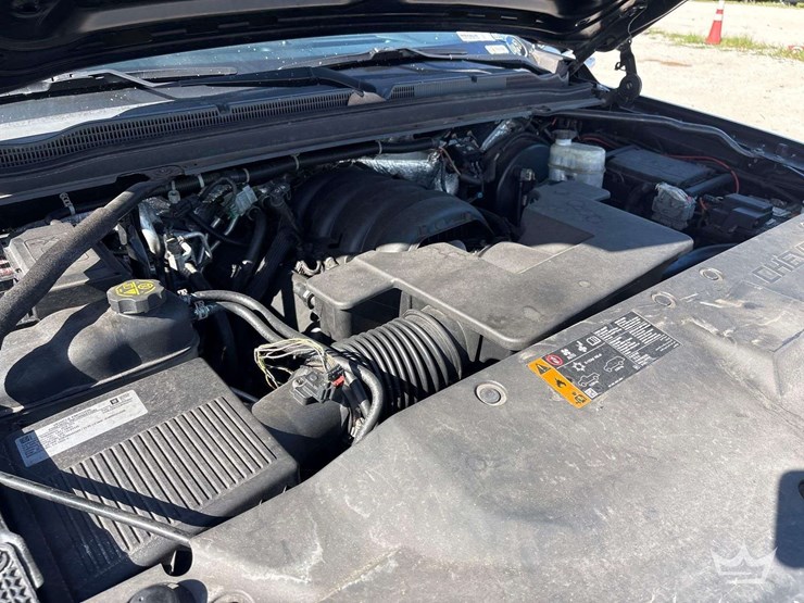 2018-chevrolet-tahoe-image-9