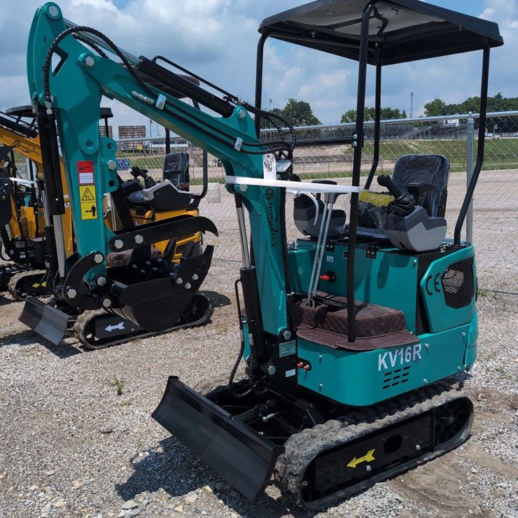 CFG Industries Mini Excavator - KV16R