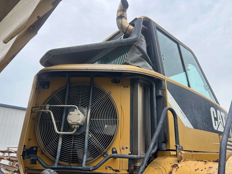 2008-caterpillar-725-image-50