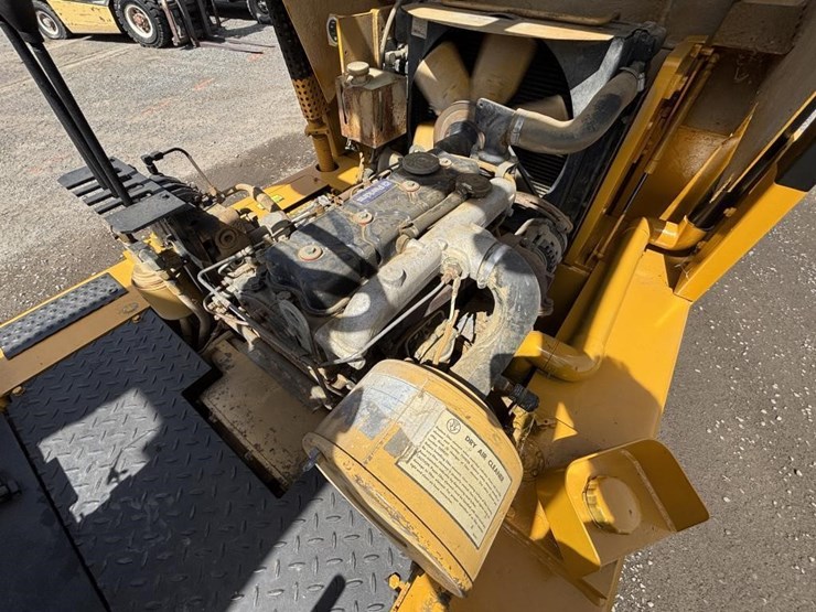 caterpillar-v80e-image-27
