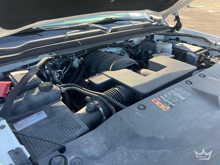 2018-chevrolet-tahoe-image-13