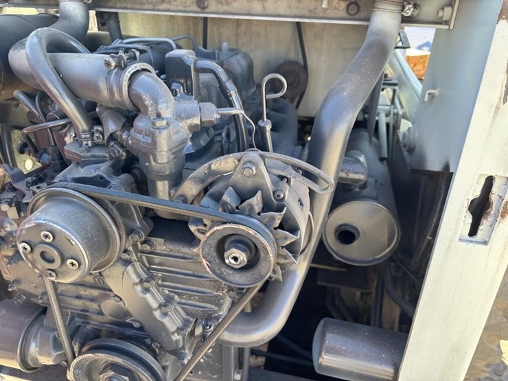 bobcat-725-image-33