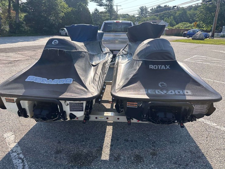 2007-sea-doo-gtx-4-tec-jet-ski,-2006-sea-doo-gtx-4-tec-jet-ski,-w/2017-triton-dual-ski-trailer-image-4