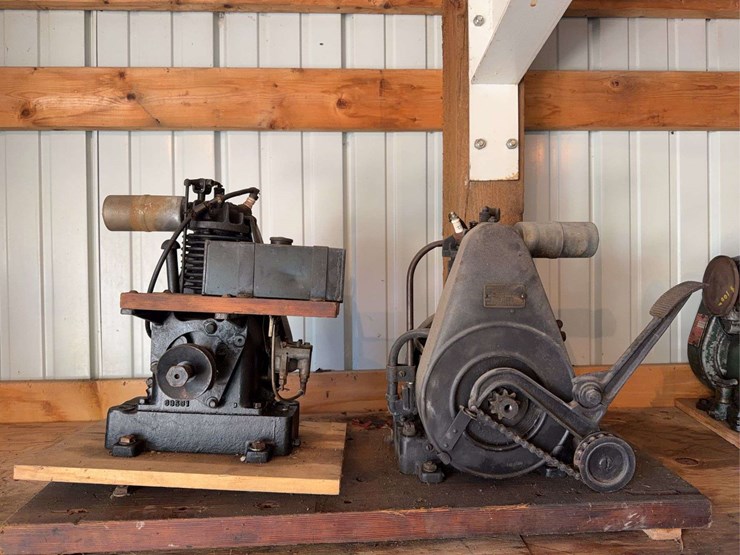 (2)-briggs-&-stratton-engines-image-1