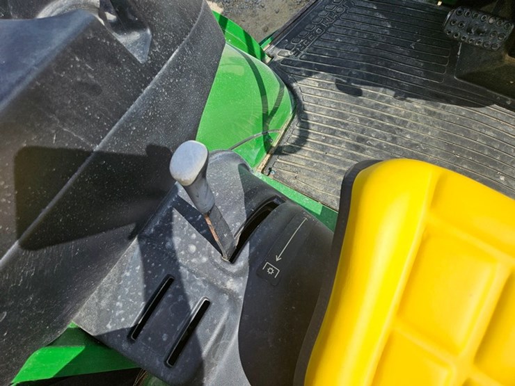 john-deere-5220-image-22