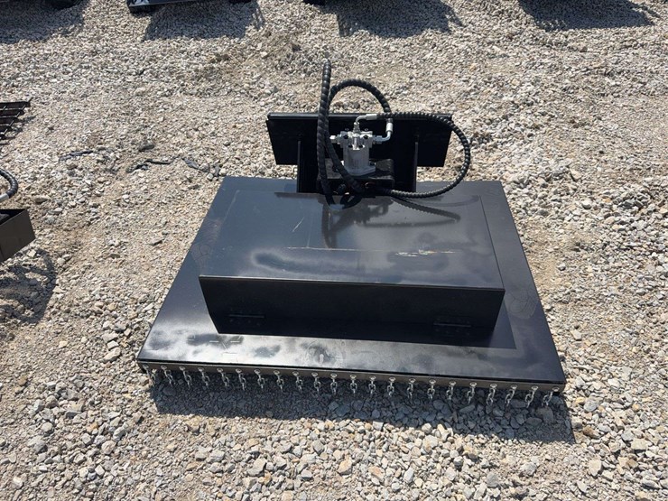 43”-hydraulic-mini-skid-steer-cutter-image-1