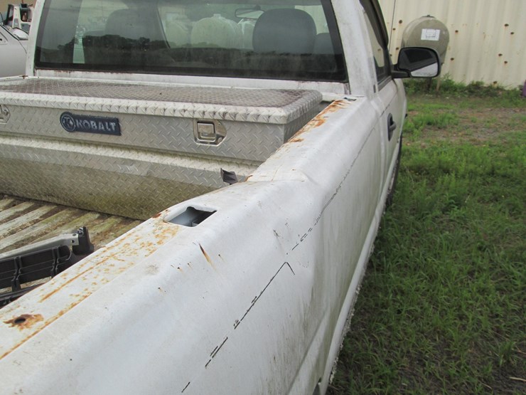 2000-chevrolet-silverado-1500-image-11