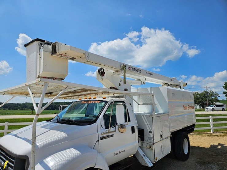 ford-f750-image-15