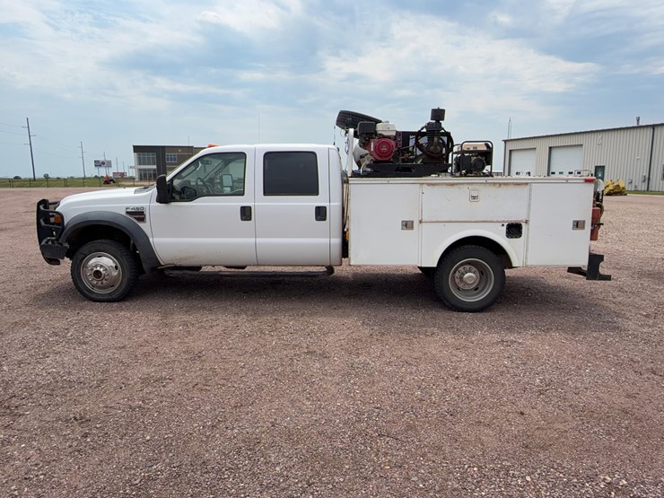 ford-service-truck-image-8