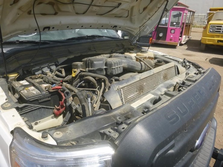 2014-ford-f350-image-17