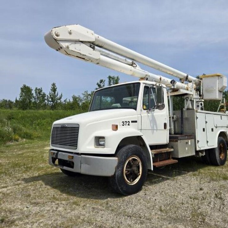 2000 FREIGHTLINER FL80