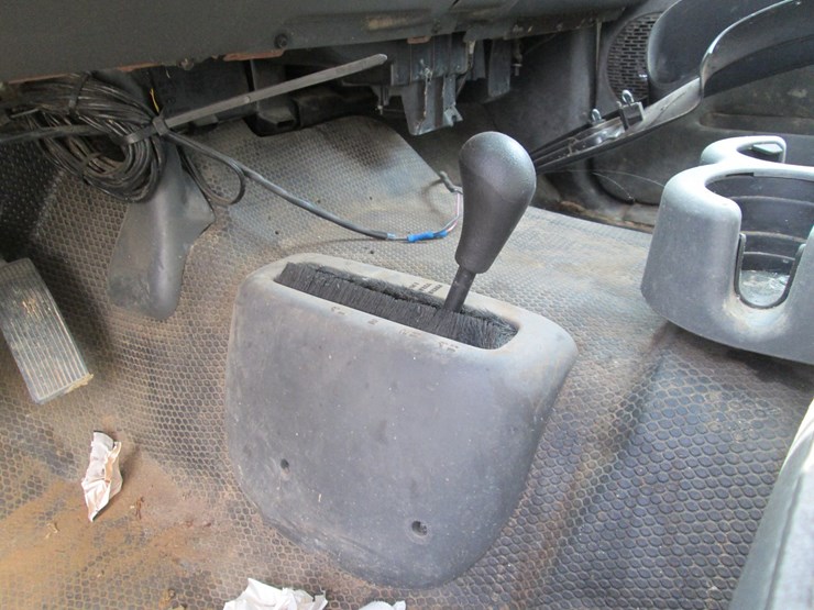 2006-chevrolet-2500hd-image-29