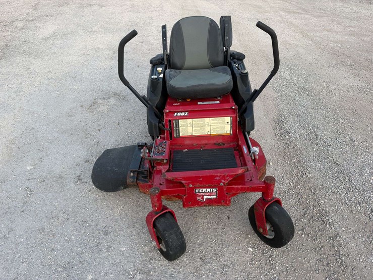 2017-ferris-zero-turn-mower-image-5
