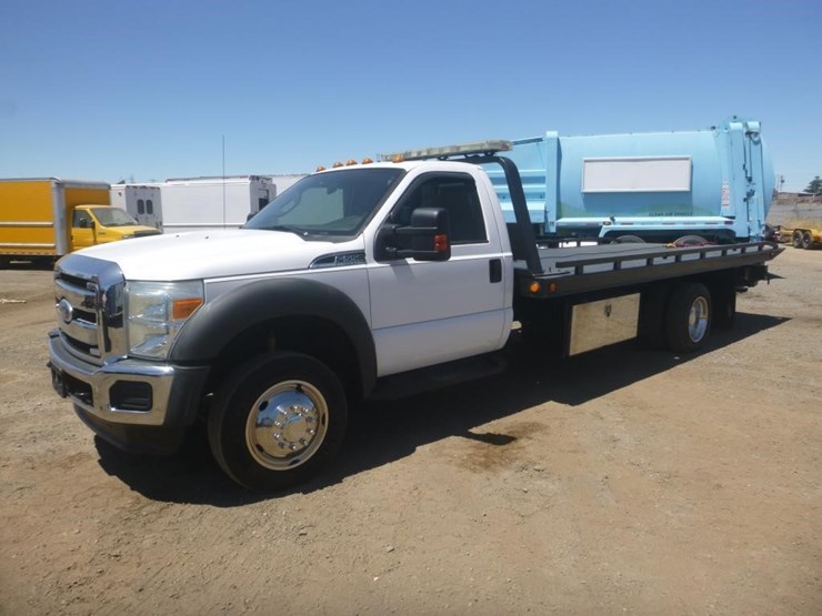 2011-ford-f550-image-1