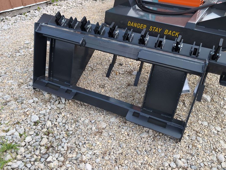 (1)-wolverine-skid-steer-ripper-rpr-12-72w-image-3