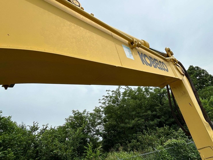 2003-kobelco-sk135sr-lc-image-19