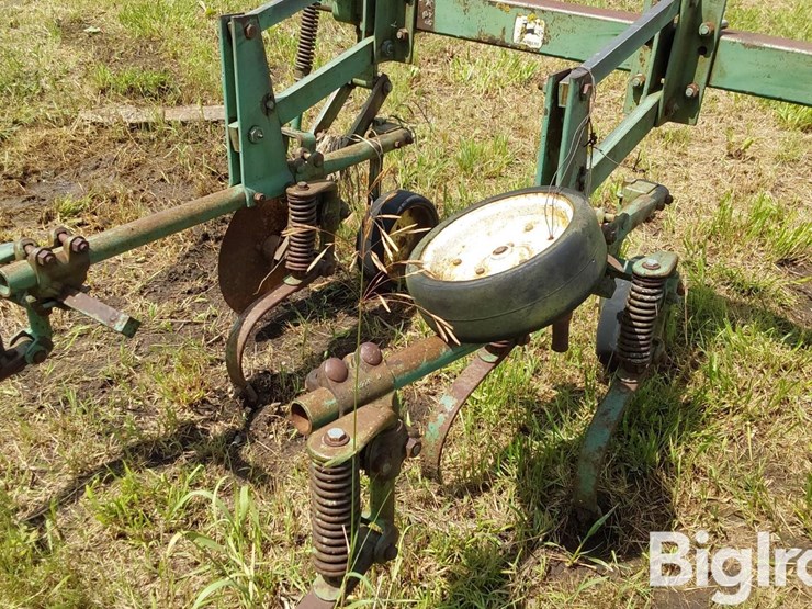 john-deere-6r30"-crop-cultivator-image-19