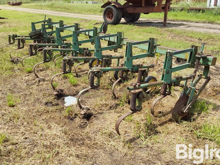 john-deere-6r30"-crop-cultivator-image-5