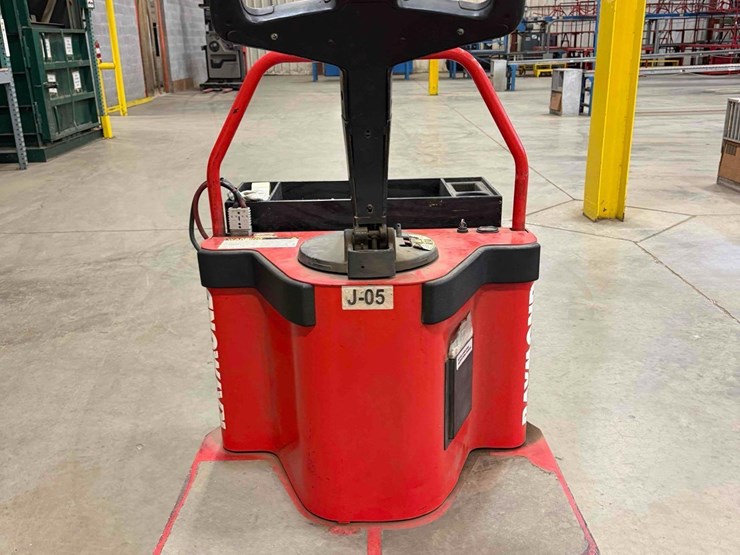 electric-pallet-jack-image-6