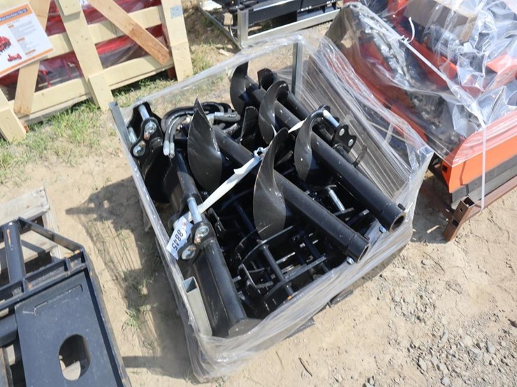 wolverine-excavator-attachements-image-4