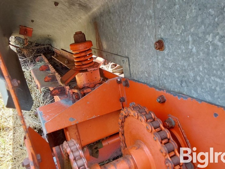 allis-chalmers-430f-4r30"-corn-head-image-12