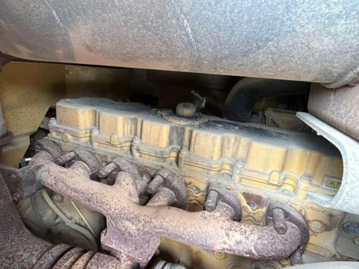 2016-caterpillar-938k-image-26
