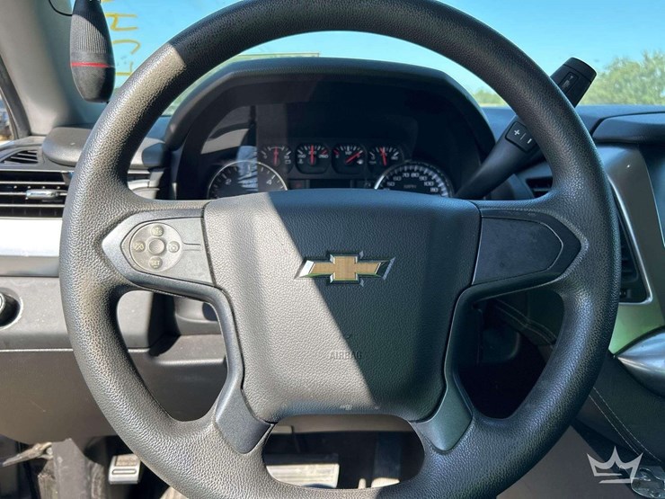 2016-chevrolet-tahoe-image-9