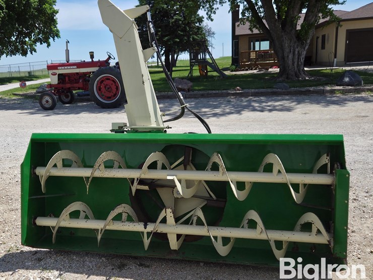 farm-king-960-snowblower-image-6
