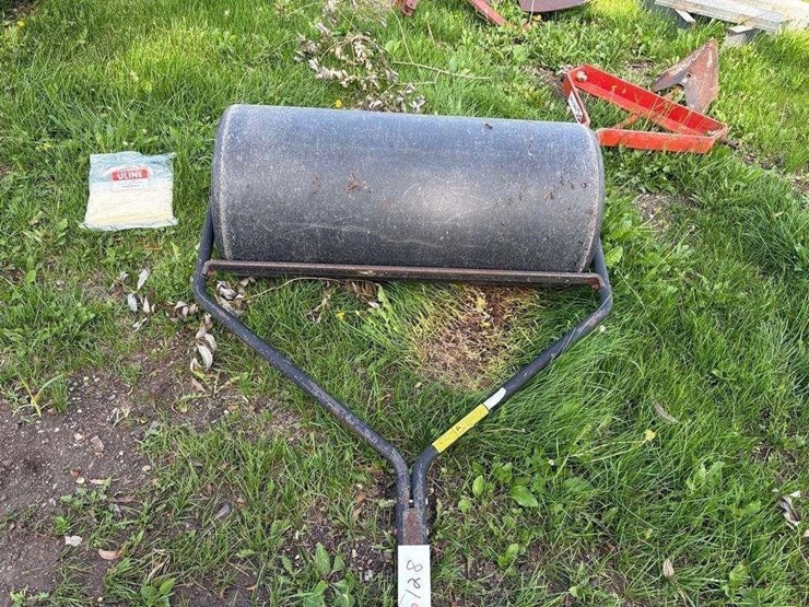 3'-lawn-roller-image-2